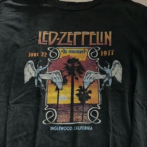 Led Zeppelin t-shirt from urban outfitters